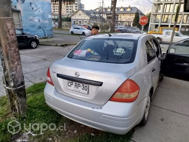 Se vende nissan Tiida 2010