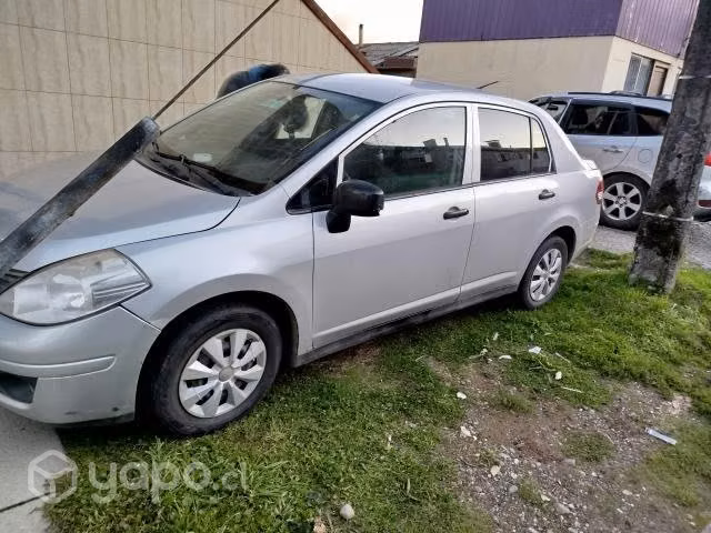 Se vende nissan Tiida 2010