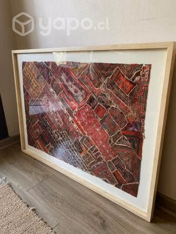 Cuadro de tela enmarcado en vidrio con madera