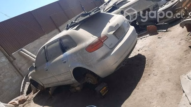 Bandega delantero audi a3