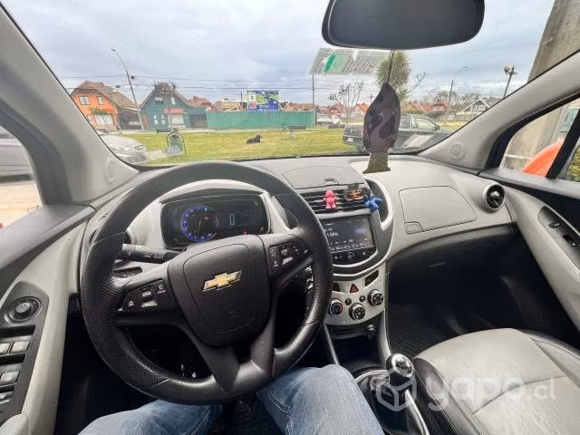 Se vende CHEVROLET TRACKER  2016