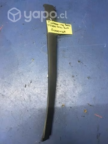 Moldura izquierda tablero Mazda BT50 2013 al 2020