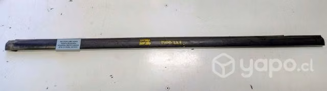 Moldura Lame Vidrio Pta del izq (MBD227) BT50 2019
