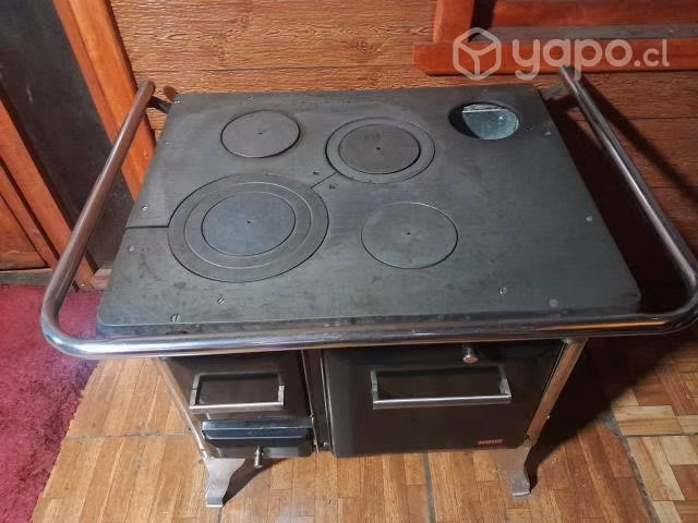 Se vende cosina a leña yunque