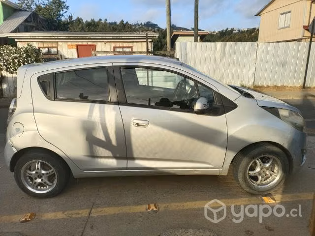 Chevrolet spark 2012