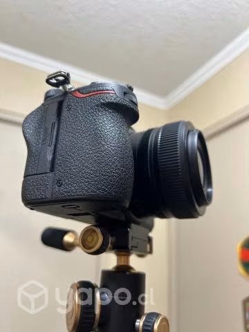Camara NIKON Z5 + Lente + Tripode NUEVA