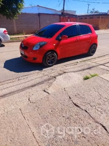 Toyota yaris automático