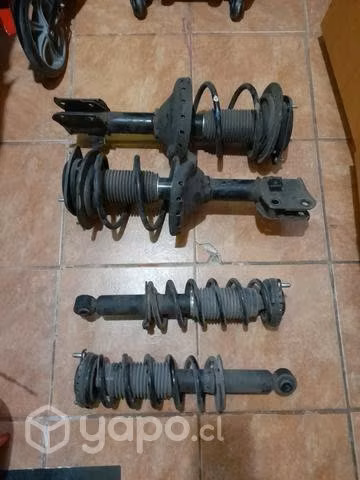 Amortiguadores Subaru impecables con espirales caz