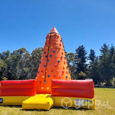 Muro de escalada de 7 metros inflable