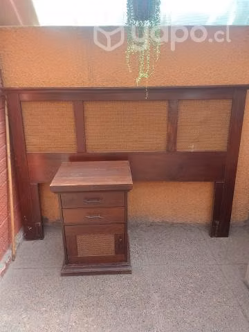 Respaldo de cama 2 plazas más velador marca cic