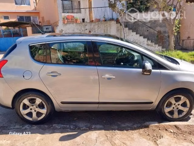 Peugeot 2012 Full Equipo