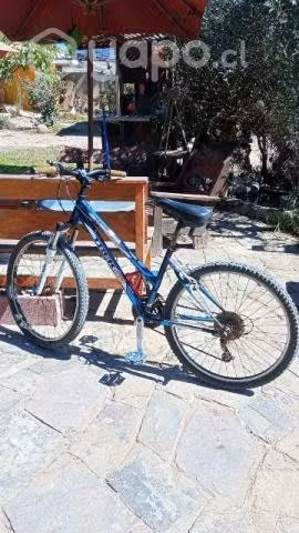 Trek 820