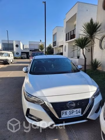 Nissan sentra avance mt