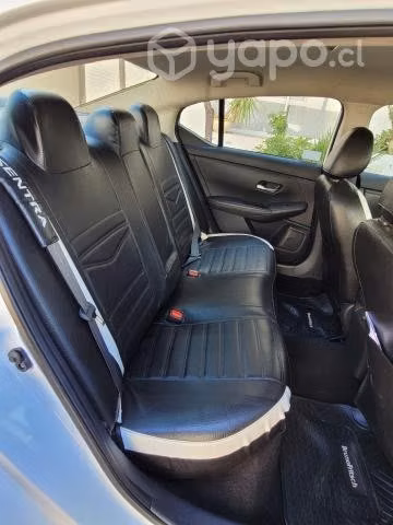 Nissan sentra avance mt