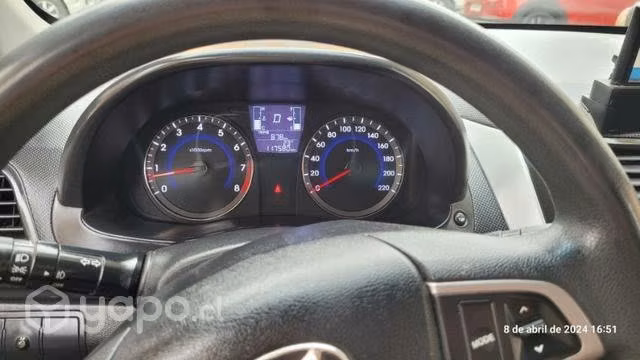 Hyundai accent