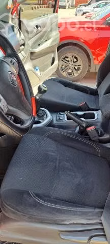 Camioneta NP 300 XE - Imagen 2