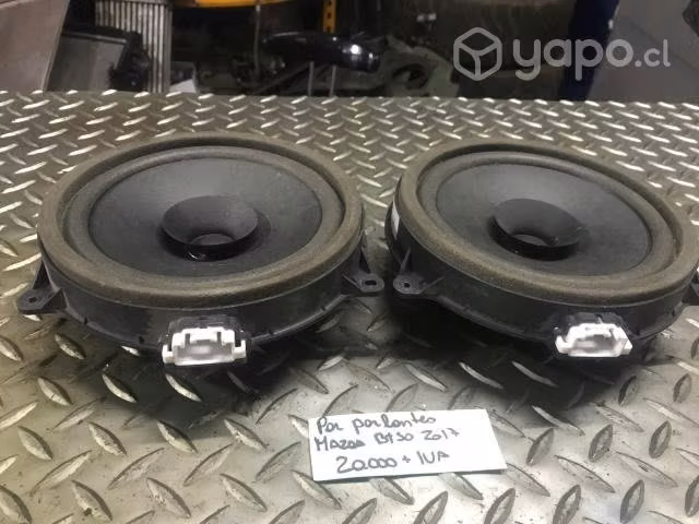 Parlantes par Mazda BT50 2013 al 2020