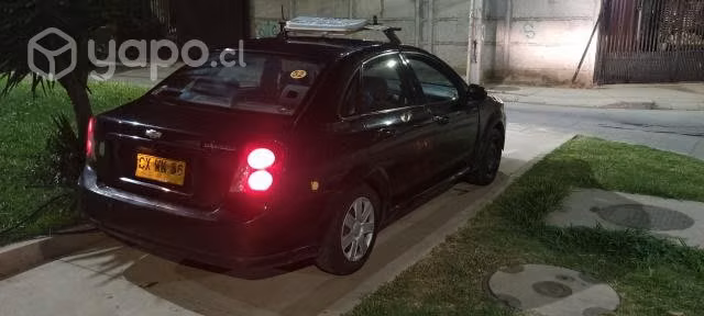 Colectivo chevrolet optra 2014 glp