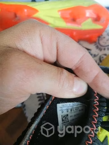 Zapatos de futbol