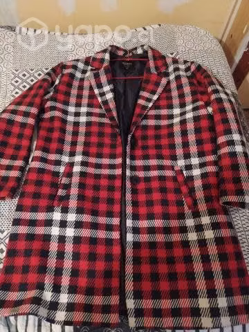Abrigo de cuadros rojo Talla M