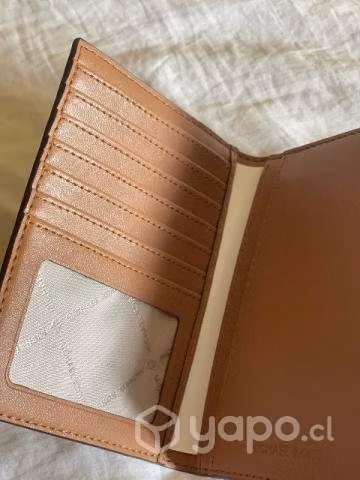 Billetera - Porta Pasaporte Michael Kors original