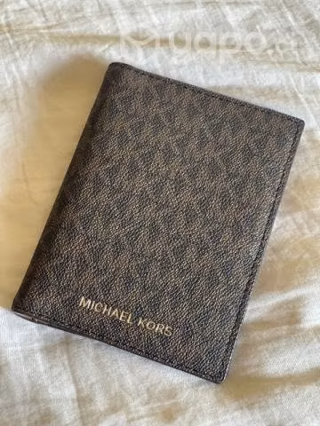 Billetera - Porta Pasaporte Michael Kors original