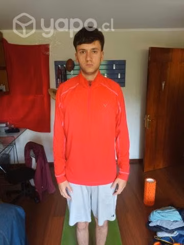 Poleron dri fit Callaway rojo