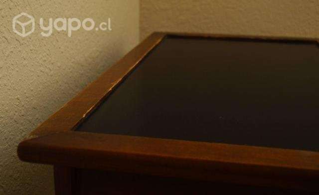 Mesa de madera y ruedas - Imagen 2