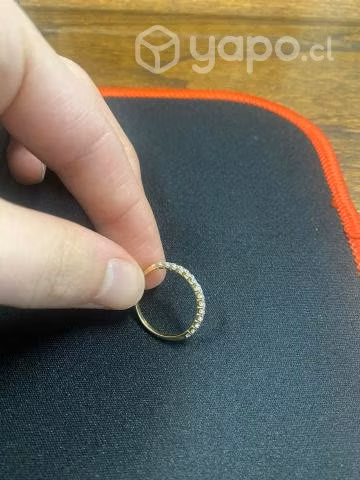 Anillo de oro 18k