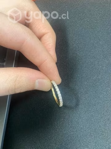 Anillo de oro 18k