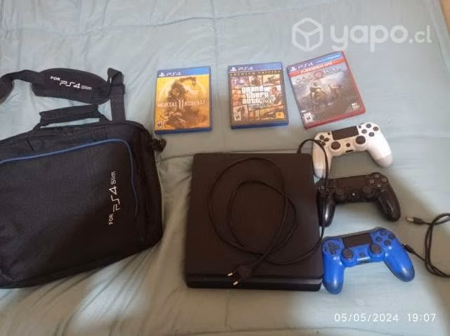 Play Station 4