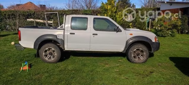 Nissan terrano 2011
