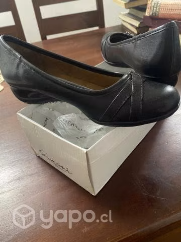 Zapatos Naturalizer 39