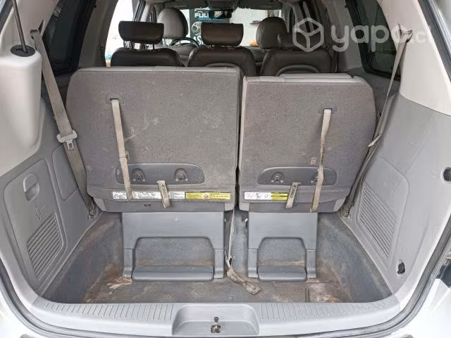 Kia grand carnival 2015