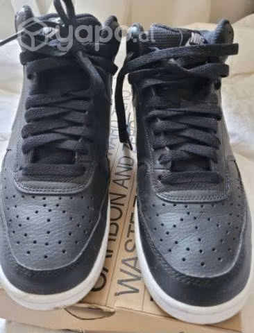 Zapatillas Nike court vision mid