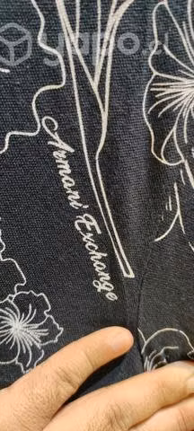 Polera con cuello Armani Exchange talla L - Imagen 2