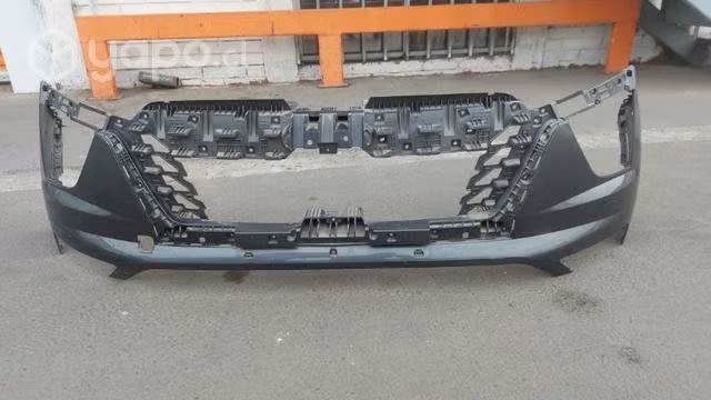 Parachoque delantero hyundai grand creta Año 23-24