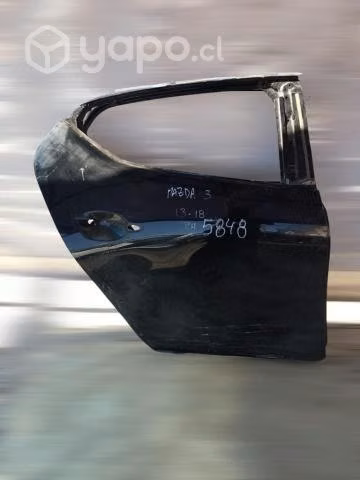 Puerta trasera rh mazda 