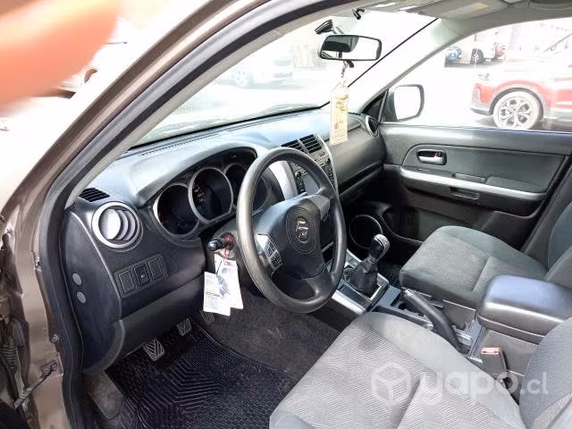Suzuki grand nomade 2015 4x4 radio con pantalla