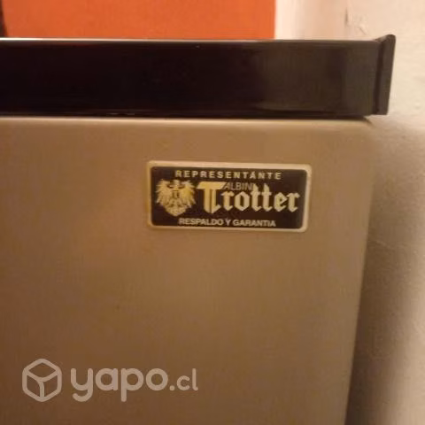 Estufa Trotter a parafina tiraje exterior