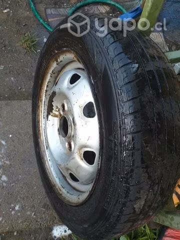 Llanta con neumáticos 155/65R13 excelente estado - Imagen 2