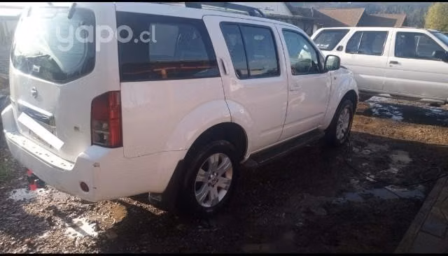 Nissan pathfinder