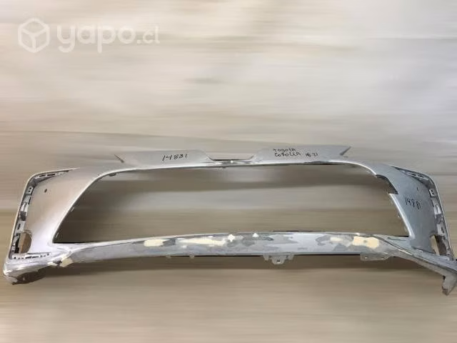 Parachoque delantero Toyota Corolla 2018 2021