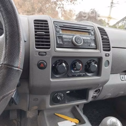 Nissan navara 2014