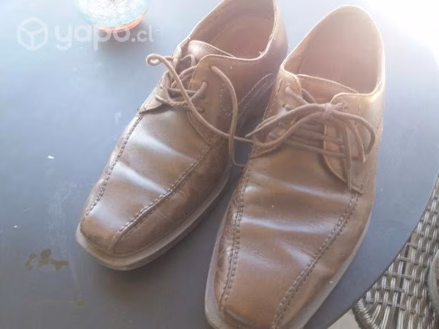Zapato Hush puppies talla 41, excelentes