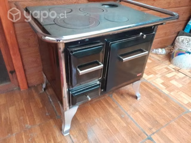 Cocina a leña marca Yunque