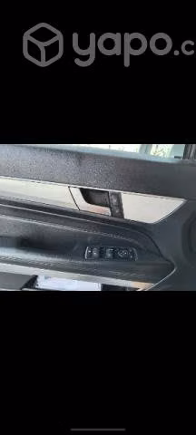 Se vende Mercedes Benz e200 2015
