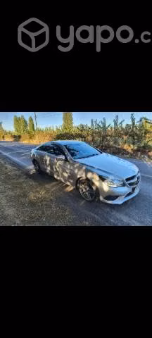 Se vende Mercedes Benz e200 2015