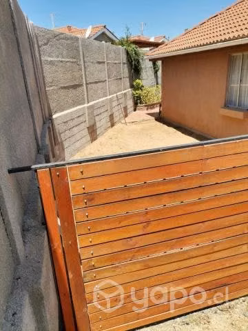 Hermosa casa en condominio