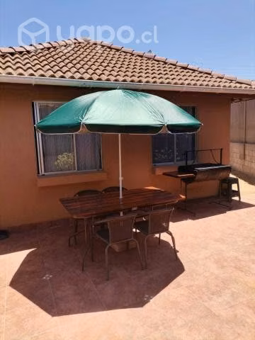 Hermosa casa en condominio